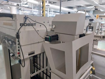 Automatic die cutting machine